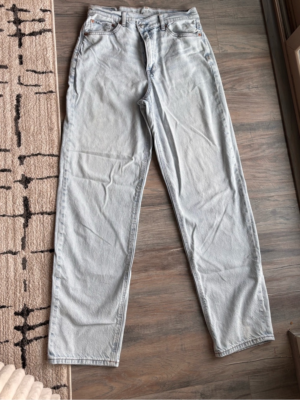 American Eagle Outfitters Light Blue Straight-Leg Jeans